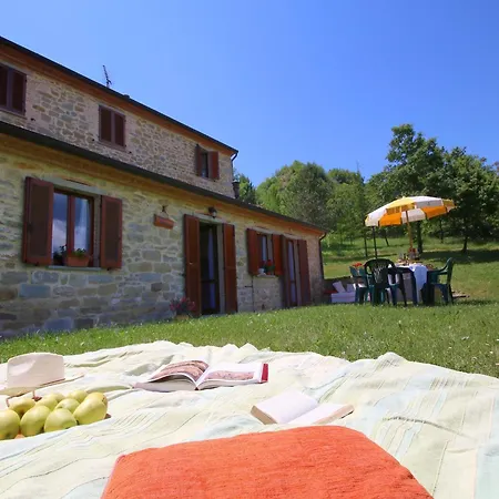 With Swimming Pool, Spacious Garden, Private Terrace And Views Prázdninový dům *