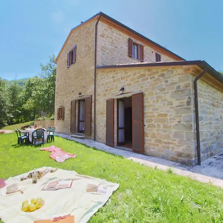 Casa vacanze With Swimming Pool, Spacious Garden, Private Terrace And Views