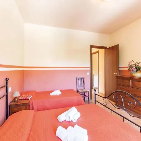 With Swimming Pool, Spacious Garden, Private Terrace And Views Apecchio