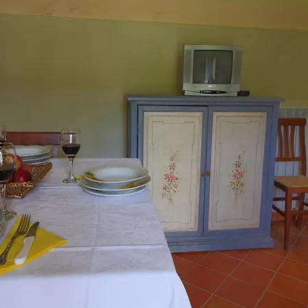 With Swimming Pool, Spacious Garden, Private Terrace And Views * Apecchio