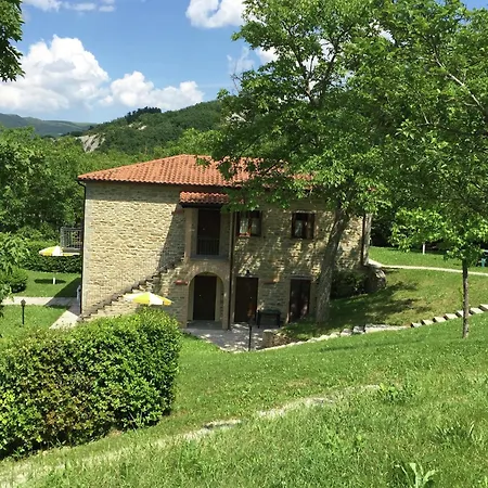 With Swimming Pool, Spacious Garden, Private Terrace And Views Ferienhaus